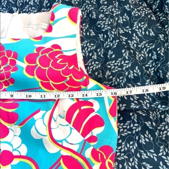 ⭐️London Times,Geo Peonies, Vibrant Dress, Extra Long Zipper, Gorgeous Design! - Picture 4 of 12